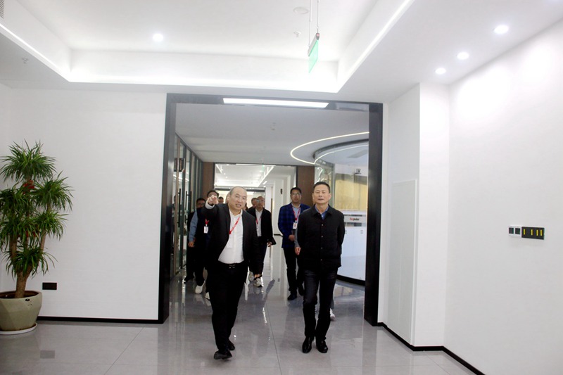 市工商聯(lián)黨組成員、副主席李先進(jìn)調(diào)研圣普集團(tuán) 贊譽(yù)“專精特新”發(fā)展模式
